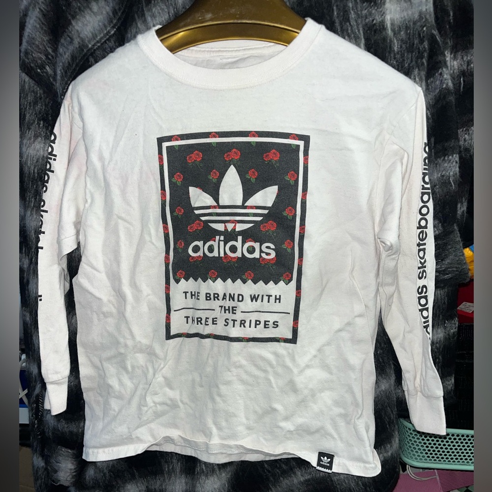 Little Boys Adidas Long Sleeve Graphic Shirt 
🌵Medium